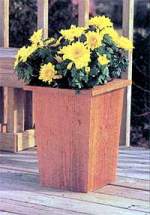 This tapered planter box can be used indoors or outdoors. The design 