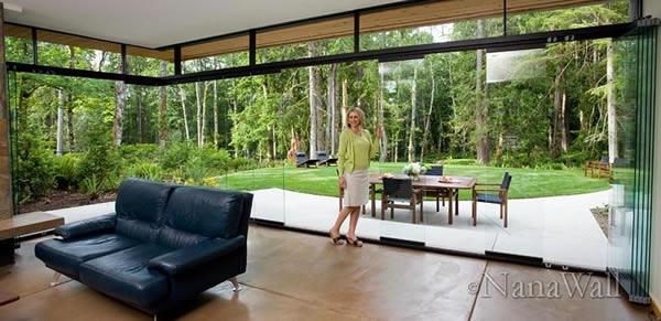 opening glass wall on family room